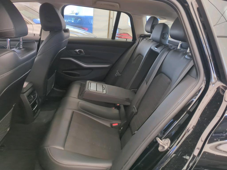 BMW SERIA 3 Diesel 2022