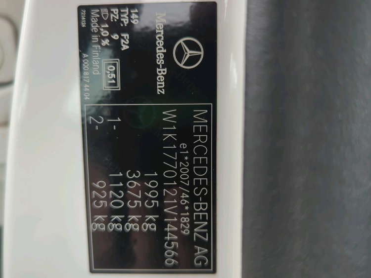 MERCEDES-BENZ KLASA A Diesel 2022