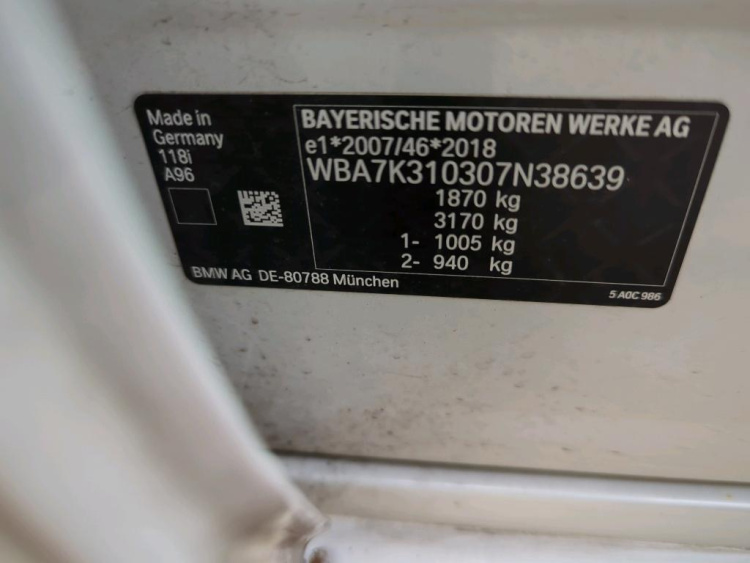 BMW SERIA 1 Petrol 2023