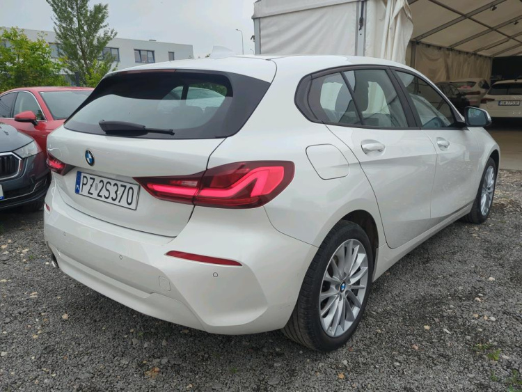 BMW SERIA 1 Petrol 2023