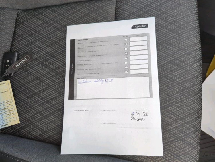 SKODA Karoq Petrol 2023