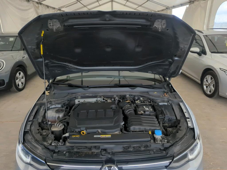 VOLKSWAGEN Golf Variant Diesel 2023