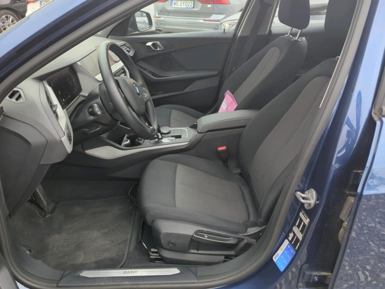 BMW SERIA 1 Petrol 2023