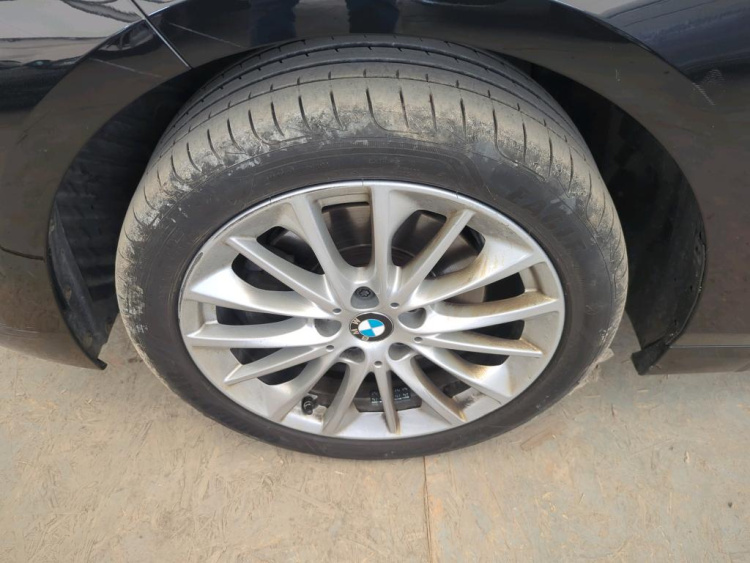 BMW SERIA 1 Petrol 2023