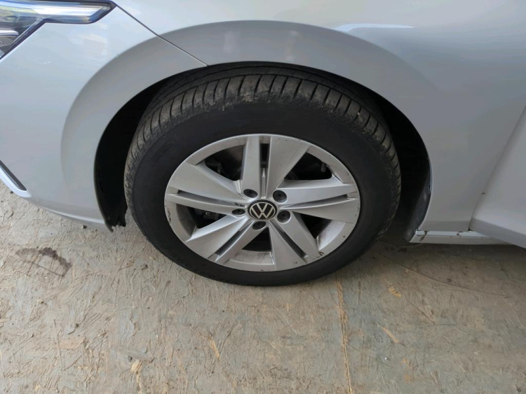 VOLKSWAGEN Golf Variant Diesel 2023