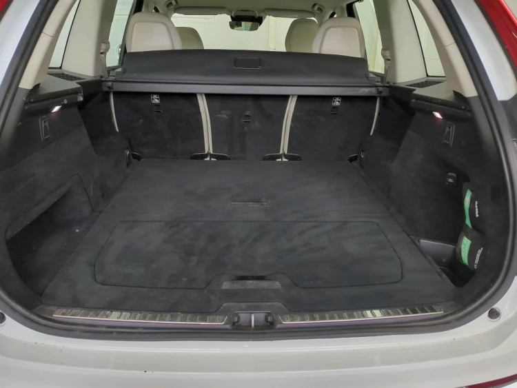 VOLVO XC90 Hybrid Diesel 2022