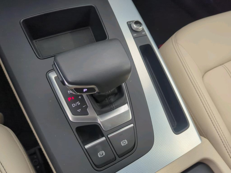 AUDI Q5 Sportback Petrol 2024