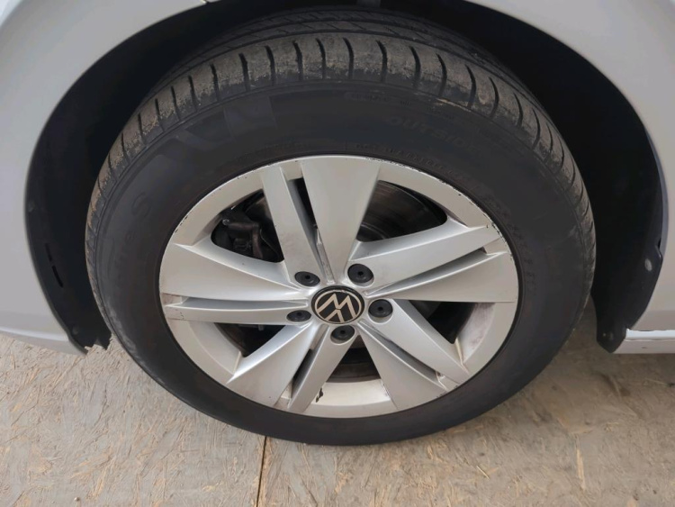 VOLKSWAGEN Golf Variant Diesel 2023