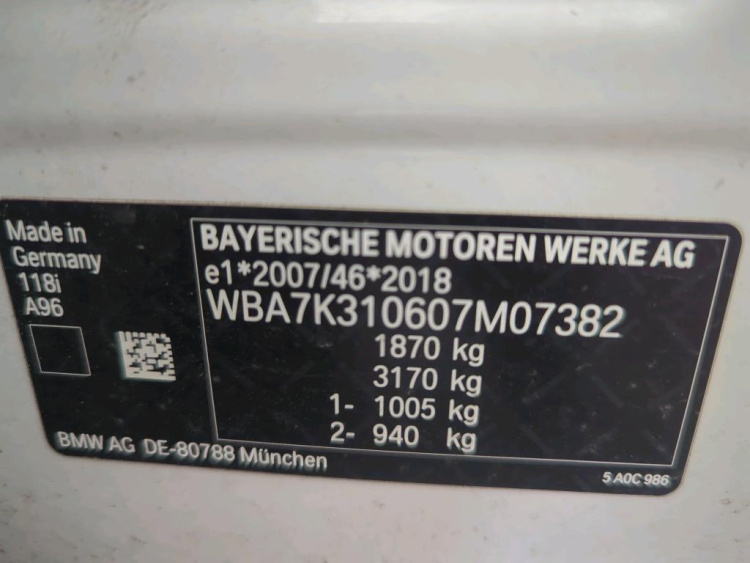 BMW SERIA 1 Petrol 2023