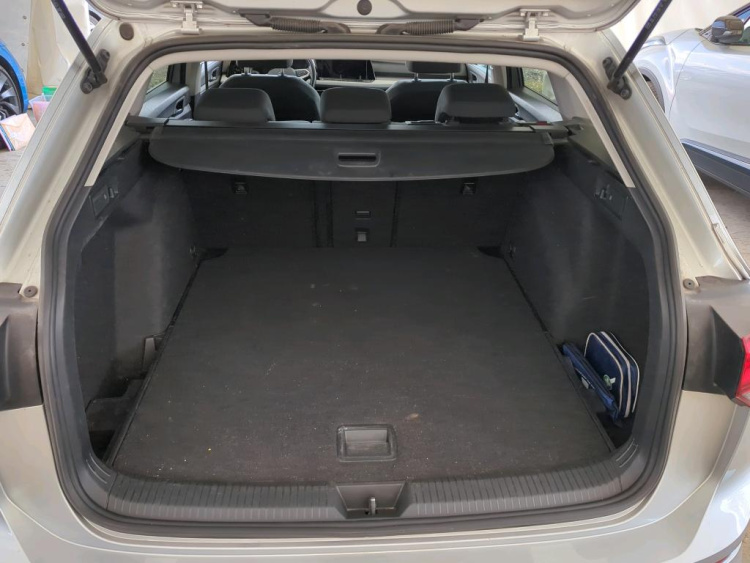 VOLKSWAGEN Golf Variant Diesel 2023