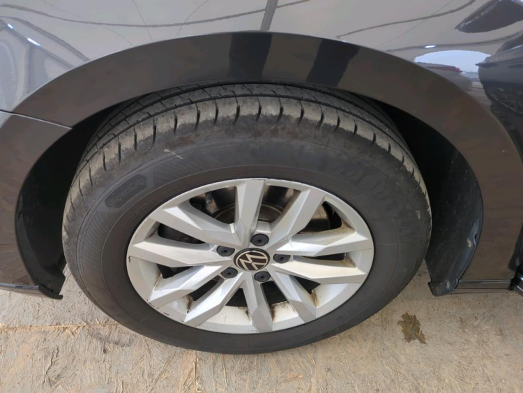 VOLKSWAGEN Passat Diesel 2022