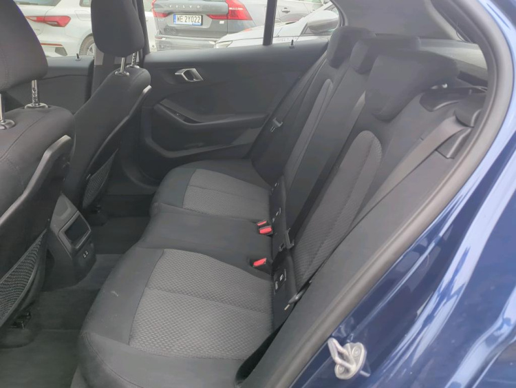 BMW SERIA 1 Petrol 2023