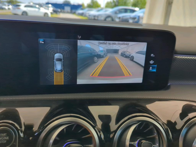 MERCEDES-BENZ KLASA A Diesel 2022