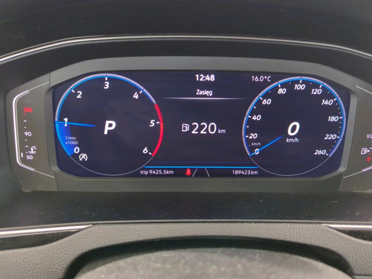 VOLKSWAGEN Passat Diesel 2022