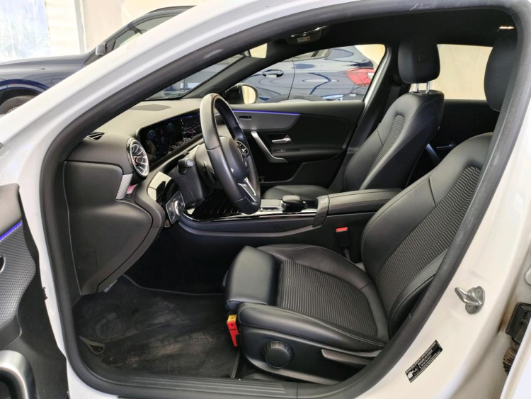 MERCEDES-BENZ KLASA A Diesel 2022