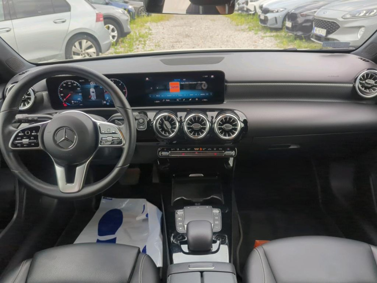 MERCEDES-BENZ KLASA A Diesel 2022