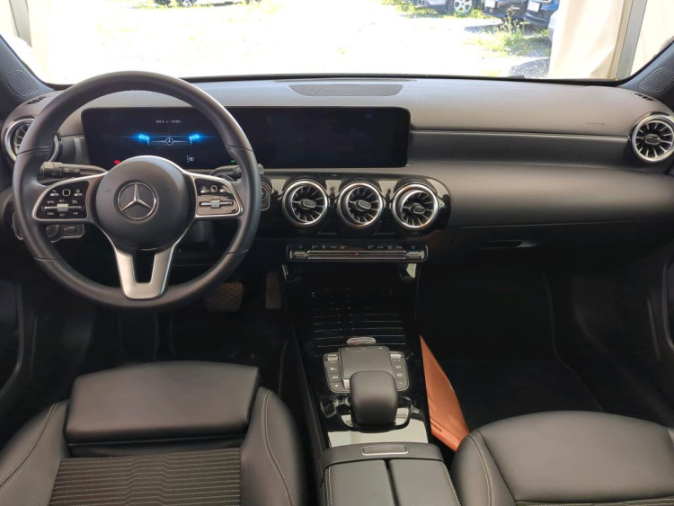 MERCEDES-BENZ KLASA A Diesel 2022