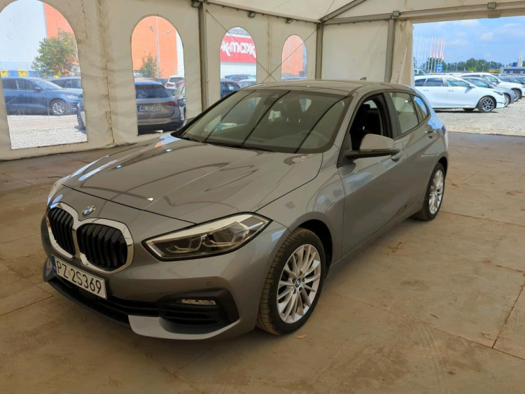 BMW SERIA 1 Petrol 2023