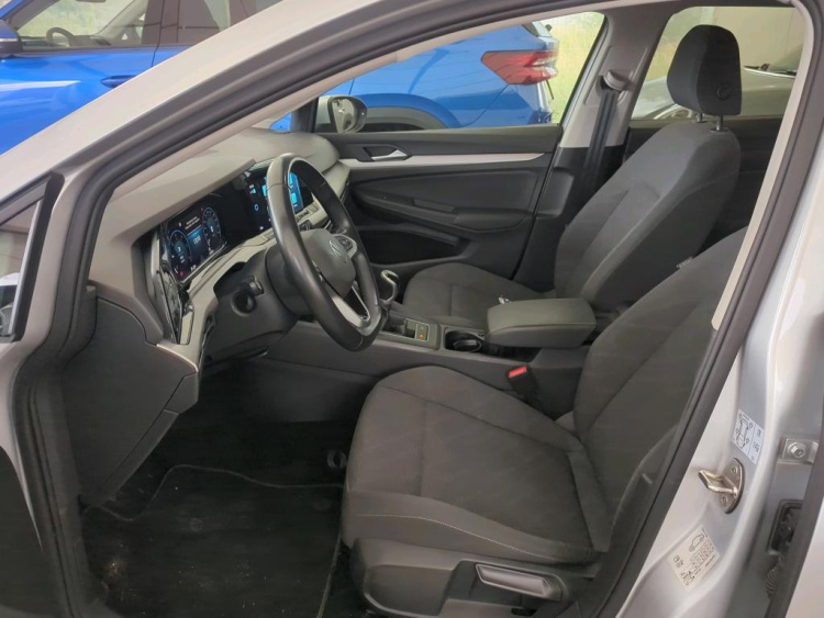 VOLKSWAGEN Golf Variant Diesel 2023