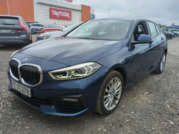 BMW SERIA 1 Petrol 2023