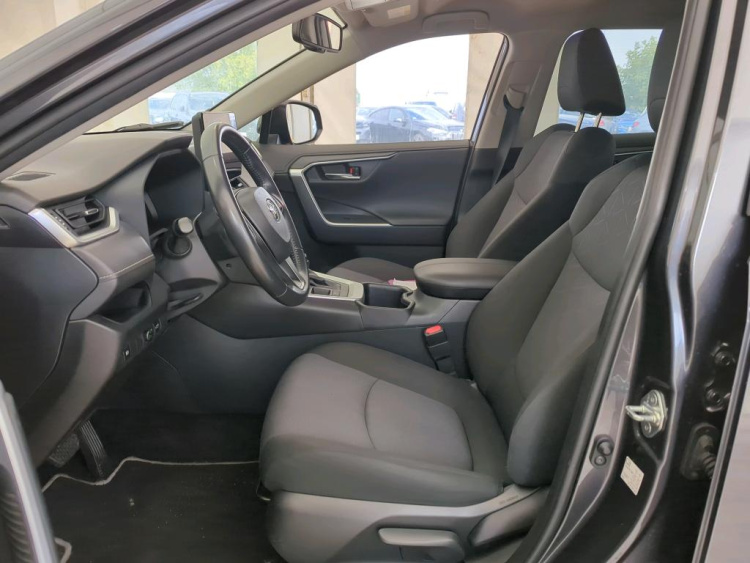 TOYOTA RAV4 Hybrid Petrol 2023