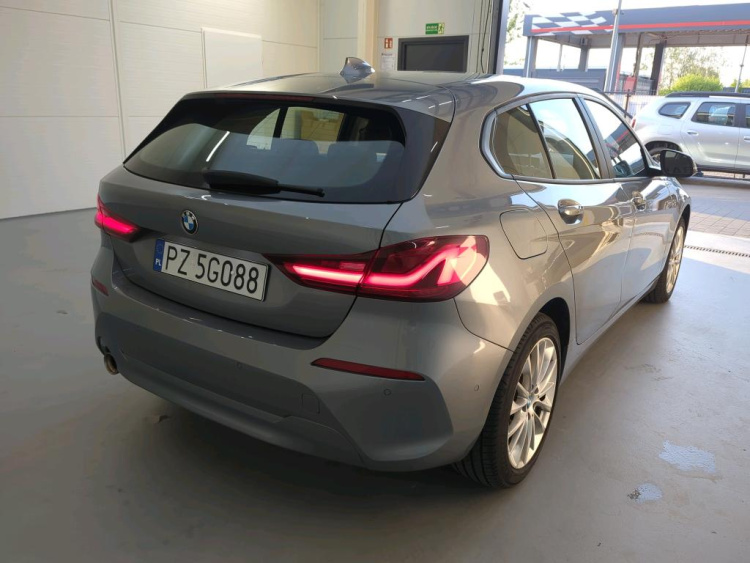 BMW SERIA 1 Petrol 2023