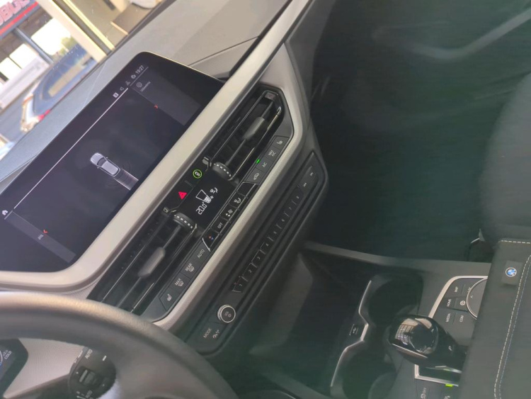 BMW SERIA 1 Petrol 2023