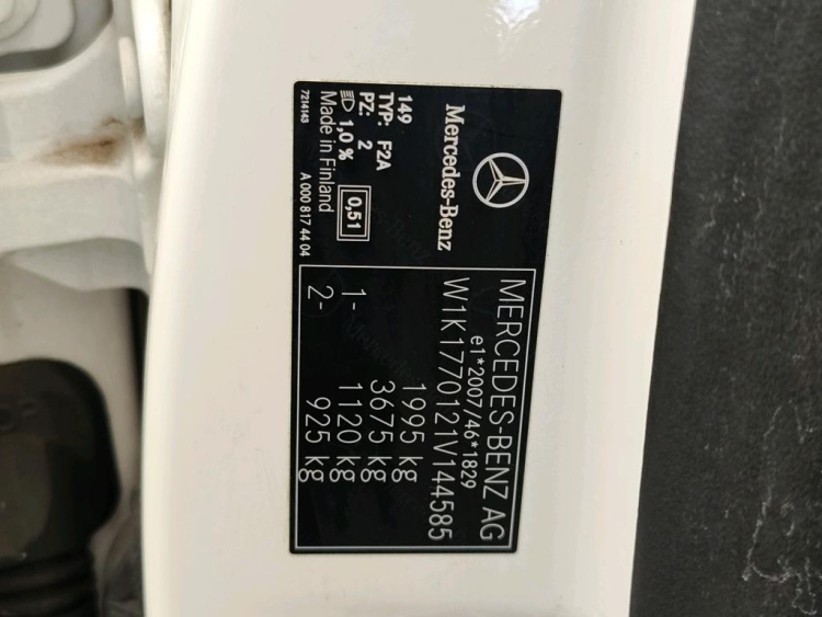 MERCEDES-BENZ KLASA A Diesel 2022