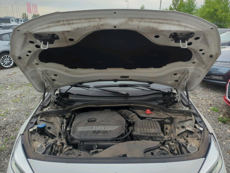 BMW SERIA 1 Petrol 2023