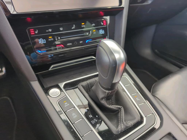 VOLKSWAGEN Arteon 2.0 TSI DSG Petrol 2024