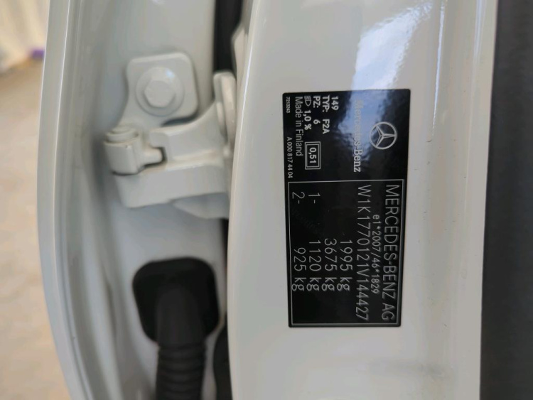 MERCEDES-BENZ KLASA A Diesel 2022