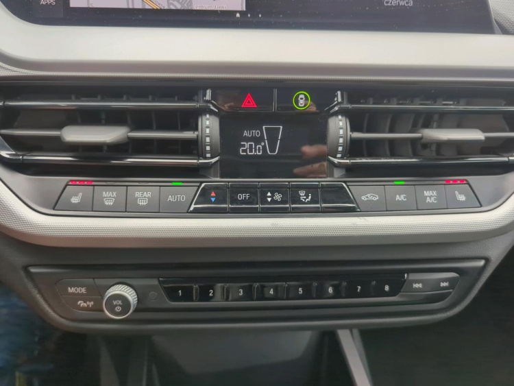 BMW SERIA 1 Petrol 2023