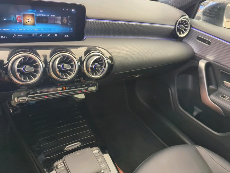 MERCEDES-BENZ KLASA A Diesel 2022
